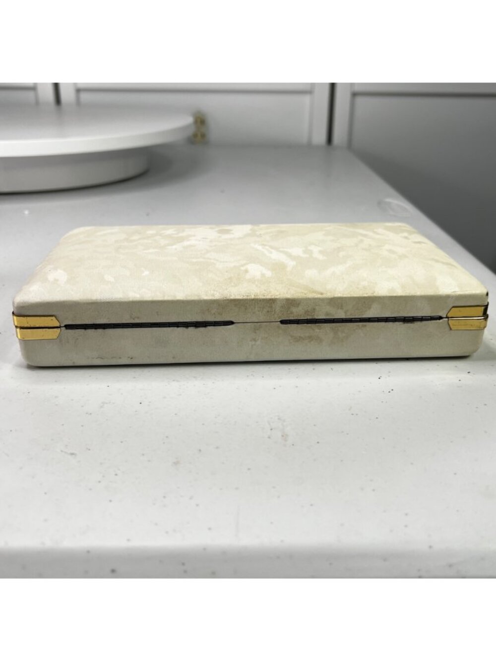 Vintage Mele Jewelry Travel Case Hinged Hard Clamshell From 1950s - Picture 5 of 16